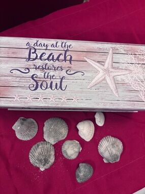 Memories Are Made at the Beach Keepsake Box for shells and memories.